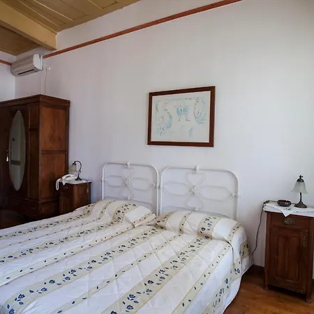 Nostos Gæstehus Kýthira