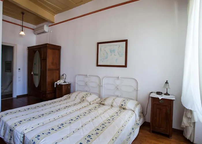 Nostos Gæstehus Kýthira