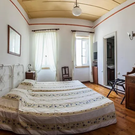 Nostos Guest house 3*